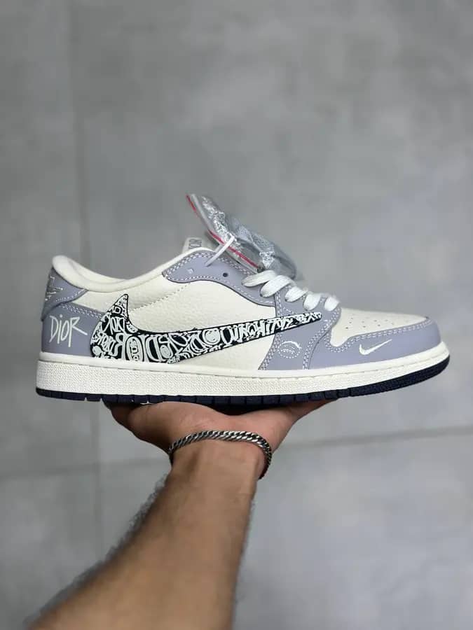 ترویس کاکتوس جک دیور Travis Cactus Jack Dior