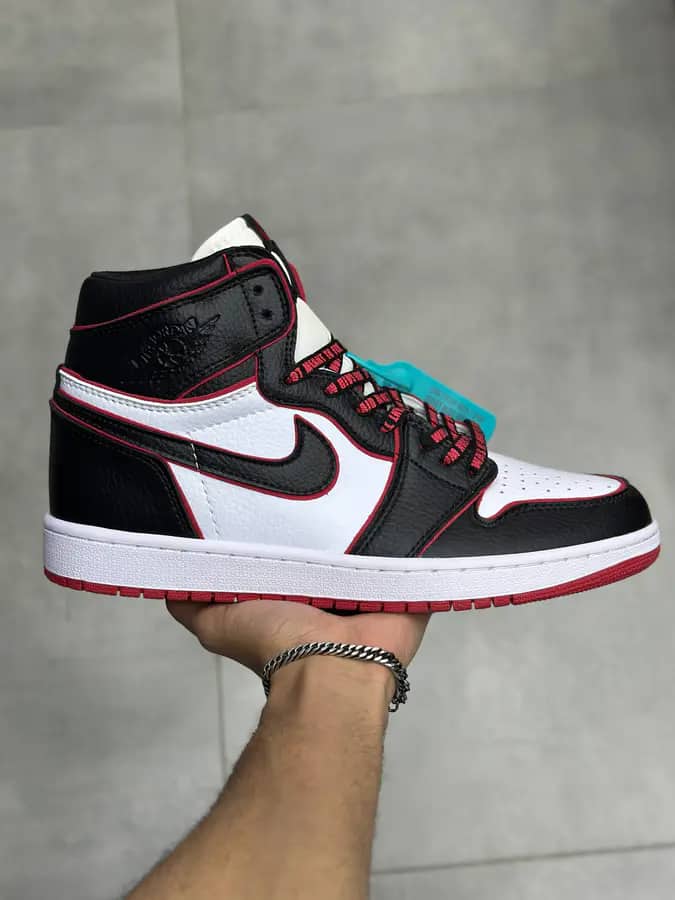 کتونی نایک جردن ۱ ساقدار بلادلاین | Nike Jordan 1 High Bloodline